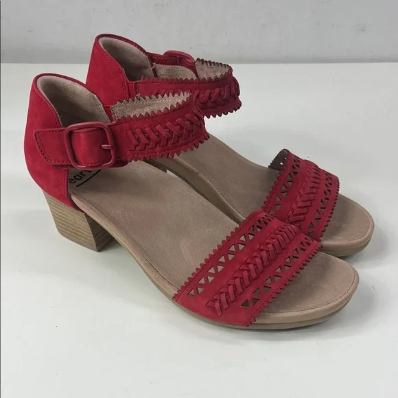 New Earth Ivy Seneca Bright Red Leather Sandals Size 9 - Picture 2 of 9